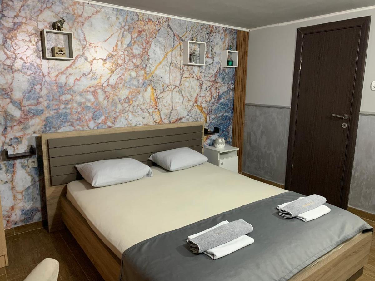 Apartman Daca Podgorica Exterior photo
